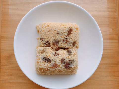 豆腐とレーズンのおから蒸しパン